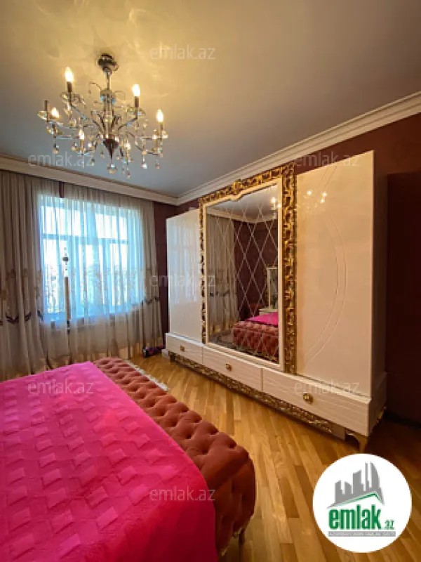 Satılır 4 otaqlı yeni tikili 135 m²