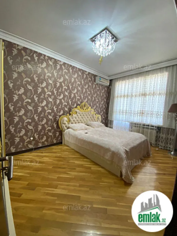 Satılır 4 otaqlı yeni tikili 135 m²