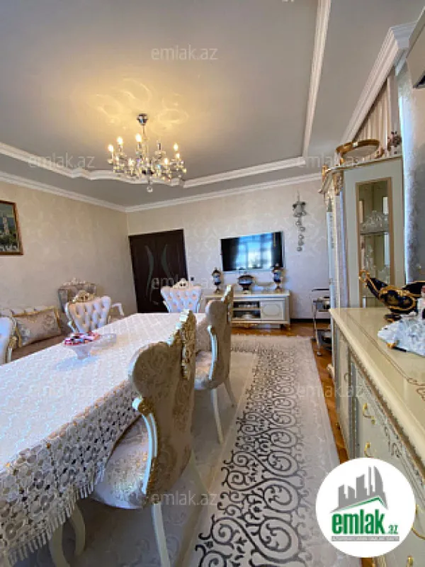 Satılır 4 otaqlı yeni tikili 135 m²