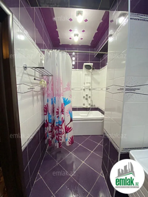 Satılır 4 otaqlı yeni tikili 135 m²