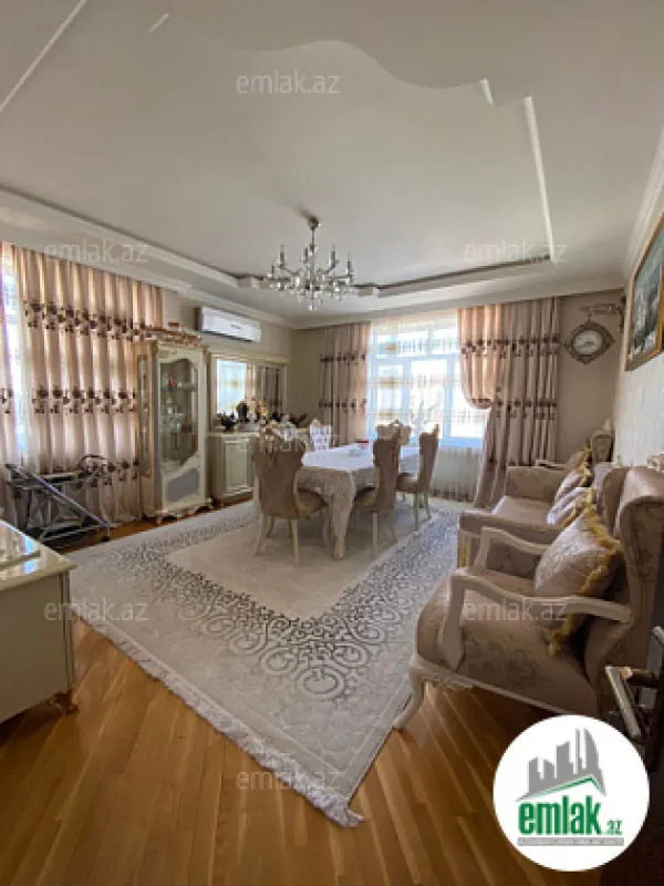 Satılır 4 otaqlı yeni tikili 135 m²