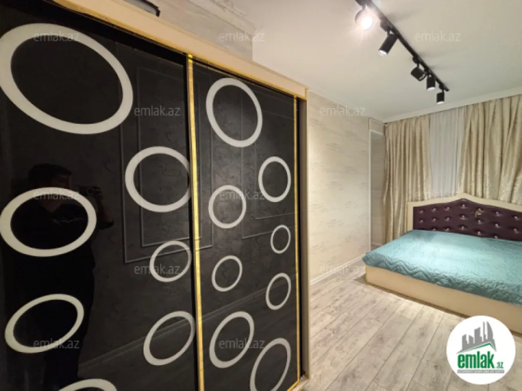 Satılır 3 otaqlı yeni tikili 80 m²