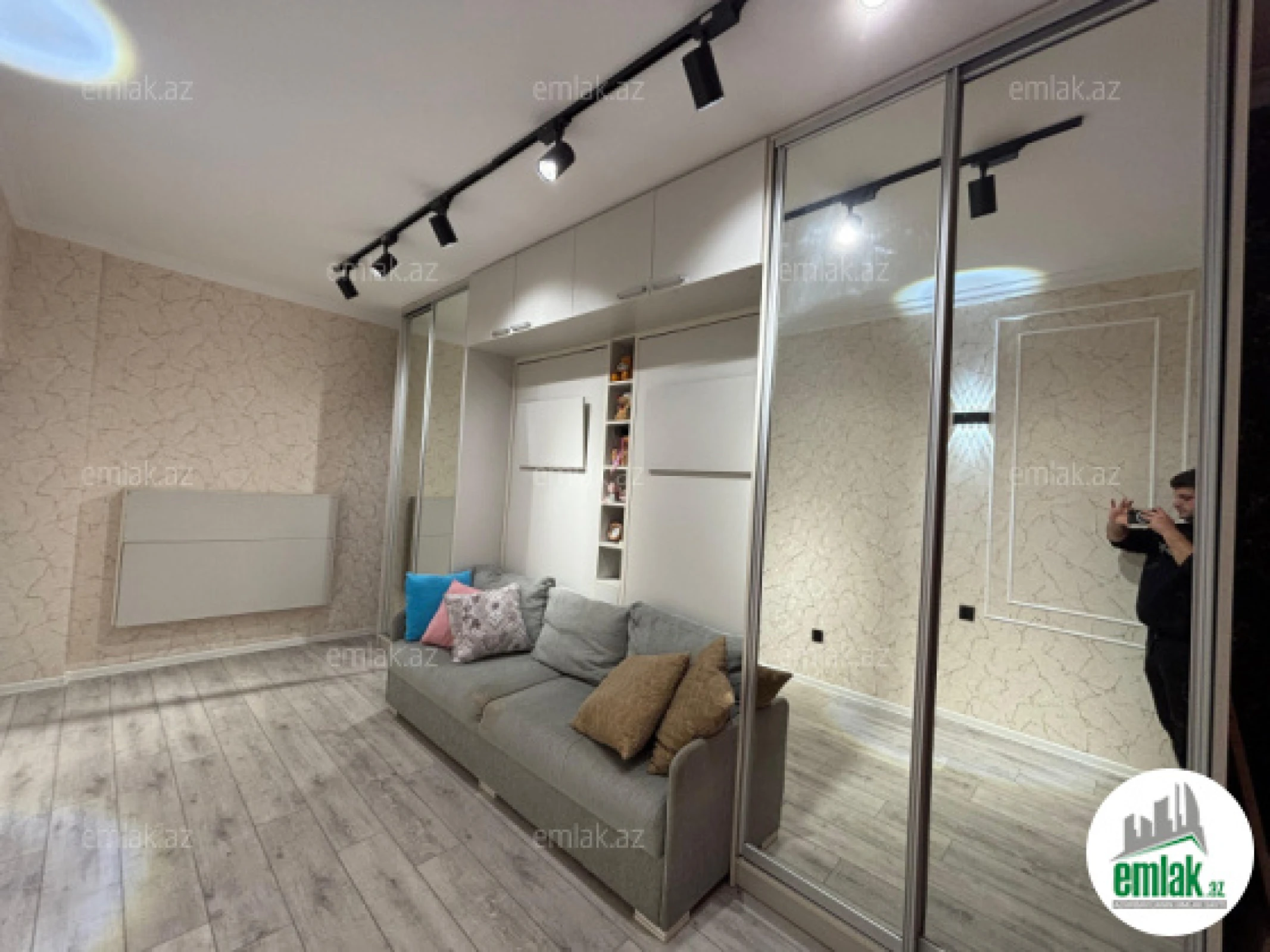 Satılır 3 otaqlı yeni tikili 80 m²