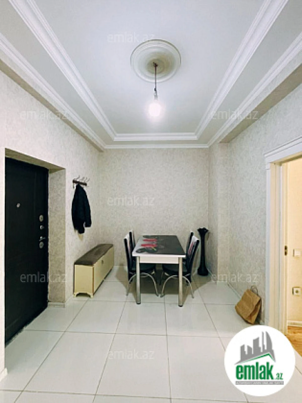 Satılır 2 otaqlı yeni tikili 63 m²