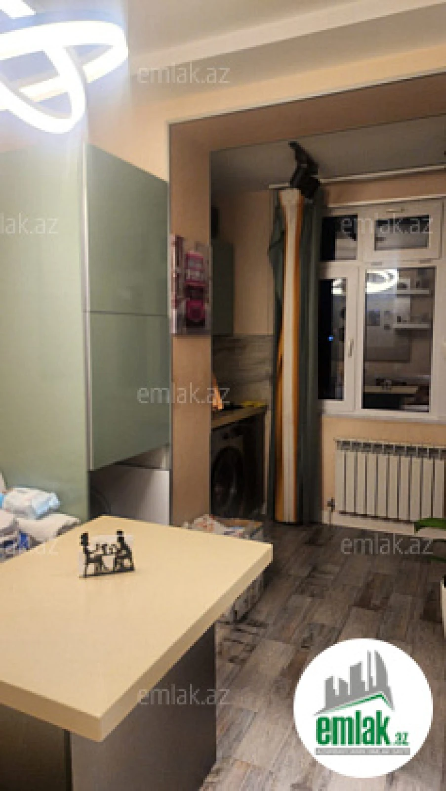 Satılır 2 otaqlı köhnə tikili 60 m²