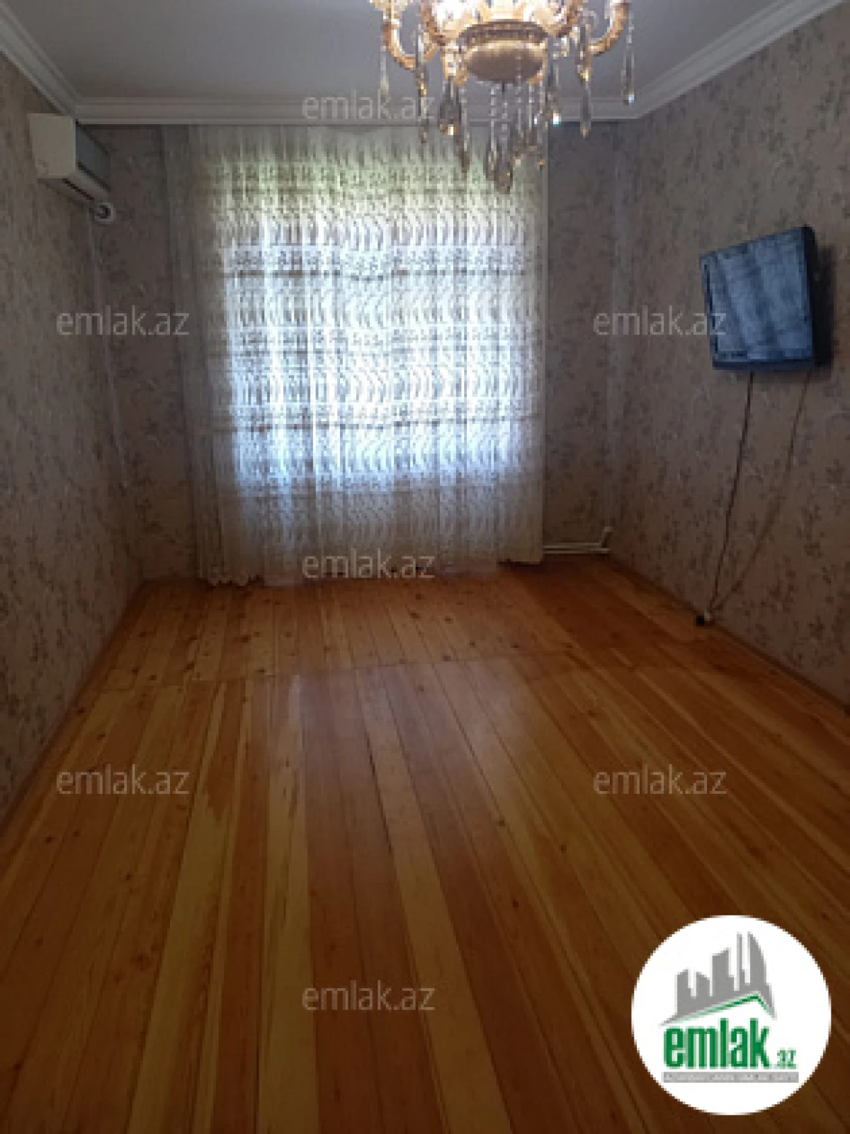 Satılır 2 otaqlı köhnə tikili 65 m²