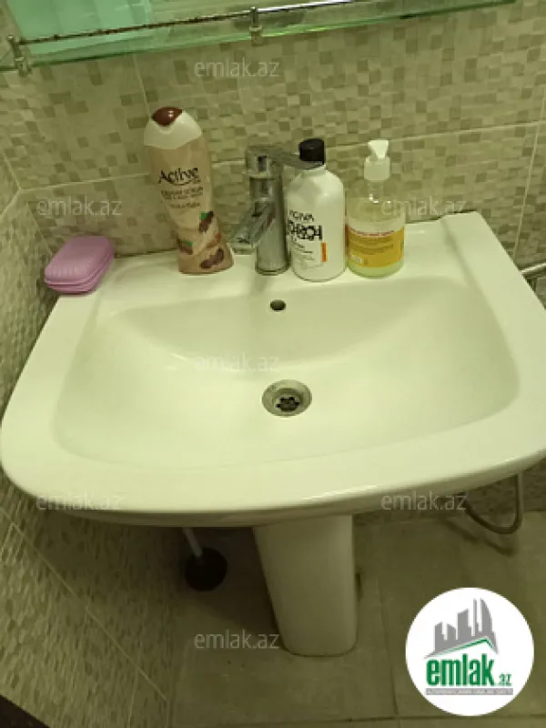 Satılır 1 otaqlı yeni tikili 45 m²