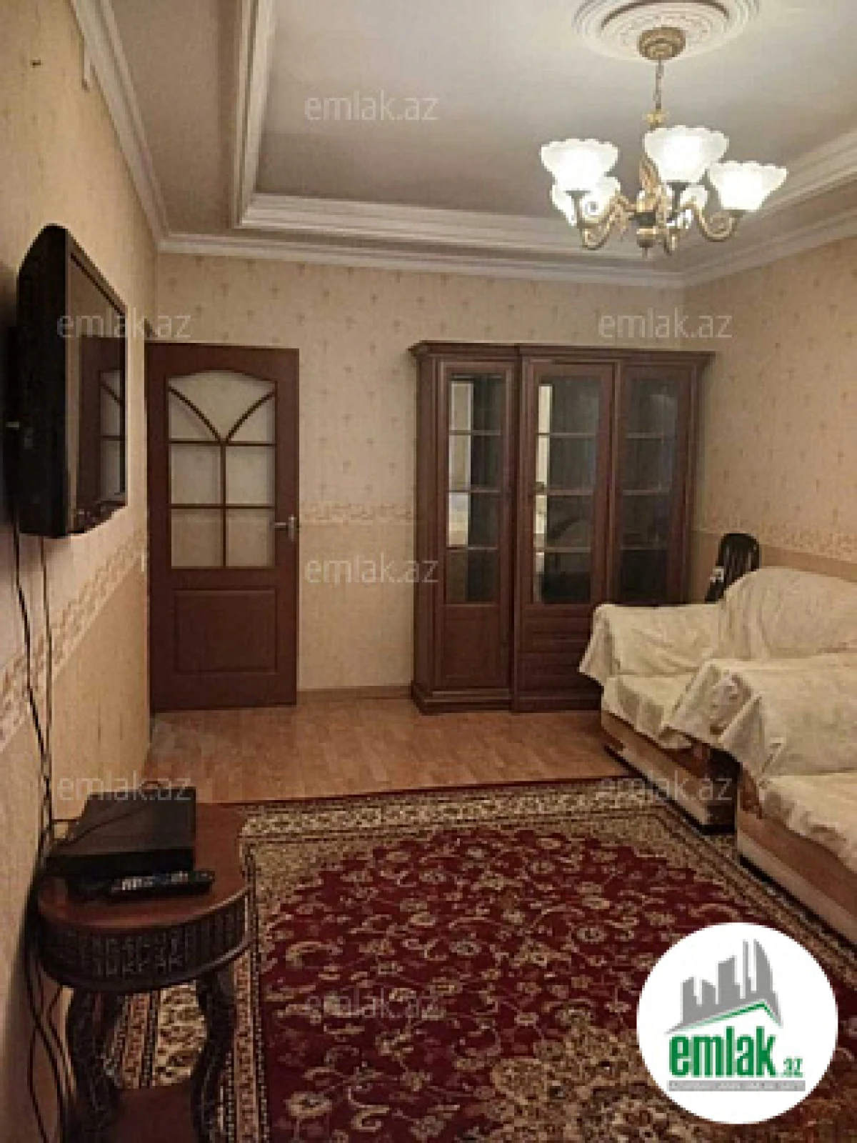 Satılır 3 otaqlı köhnə tikili 90 m²