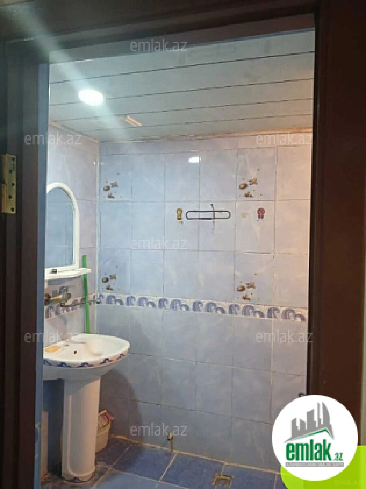 Satılır 3 otaqlı köhnə tikili 90 m²