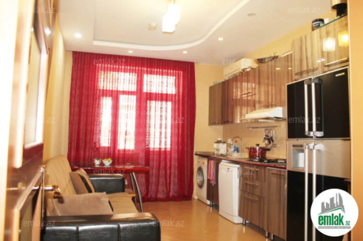 Satılır 3 otaqlı yeni tikili 100.6 m²