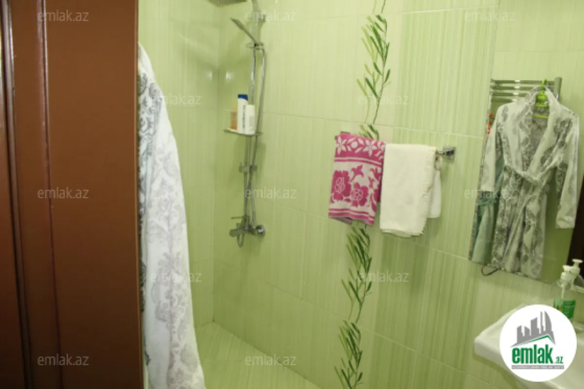 Satılır 3 otaqlı yeni tikili 100.6 m²