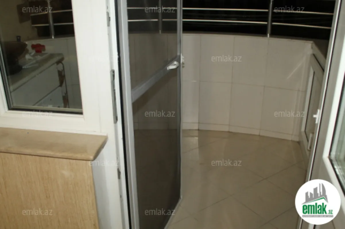 Satılır 3 otaqlı yeni tikili 100.6 m²