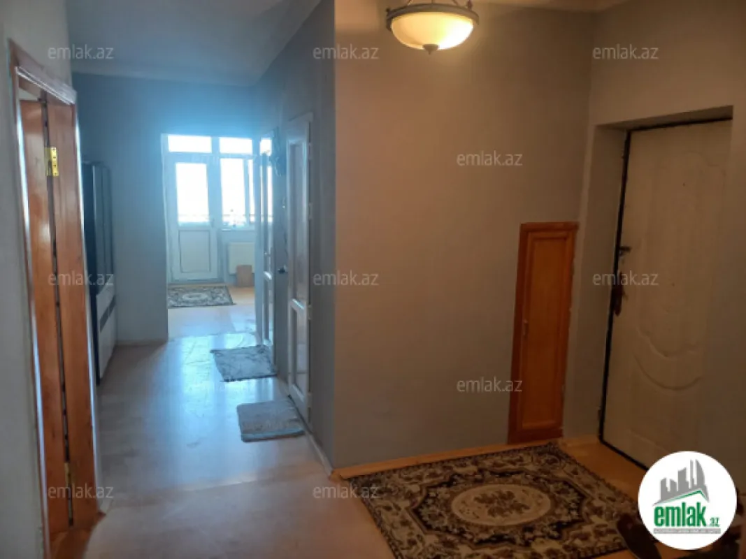 Satılır 3 otaqlı yeni tikili 80 m²