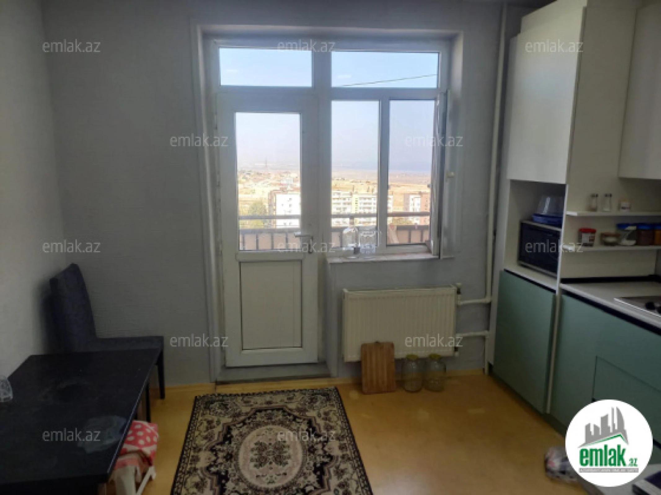 Satılır 3 otaqlı yeni tikili 80 m²