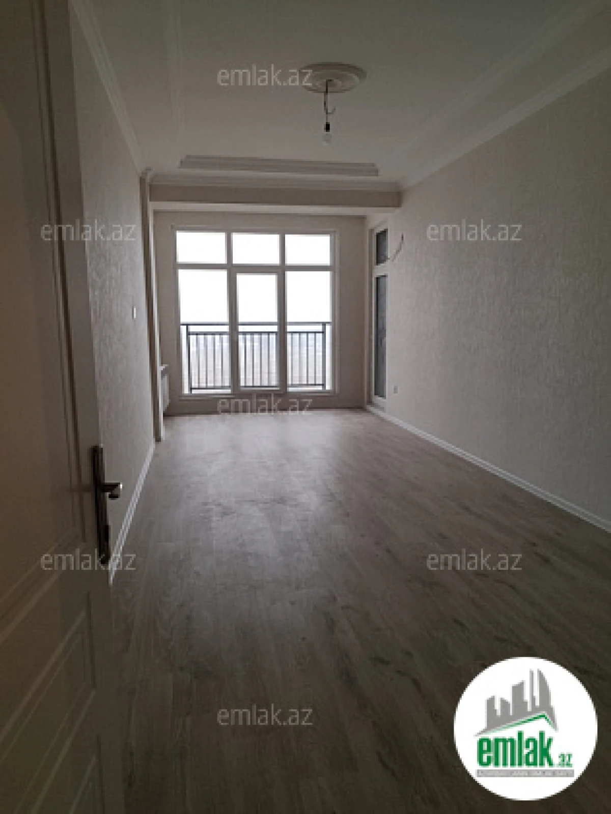 Satılır 2 otaqlı yeni tikili 74 m²