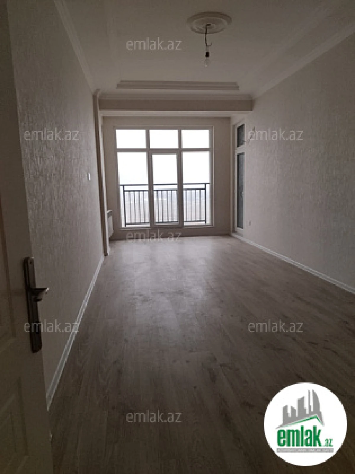 Satılır 2 otaqlı yeni tikili 74 m²