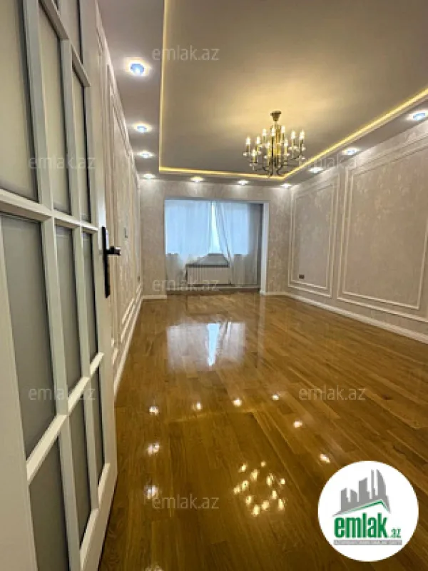 Satılır 3 otaqlı köhnə tikili 92 m²