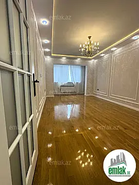 Satılır 3 otaqlı köhnə tikili 92 m²