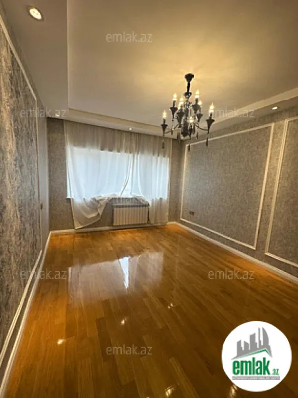 Satılır 3 otaqlı köhnə tikili 92 m²