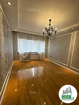 Satılır 3 otaqlı köhnə tikili 92 m²