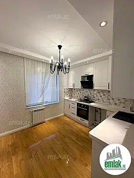 Satılır 3 otaqlı köhnə tikili 92 m²