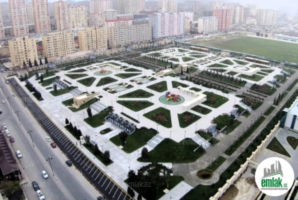 Satılır 3 otaqlı köhnə tikili 92 m²