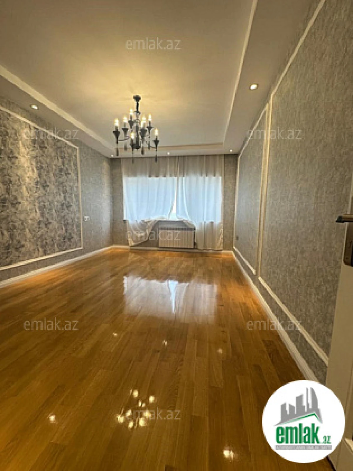 Satılır 3 otaqlı köhnə tikili 92 m²