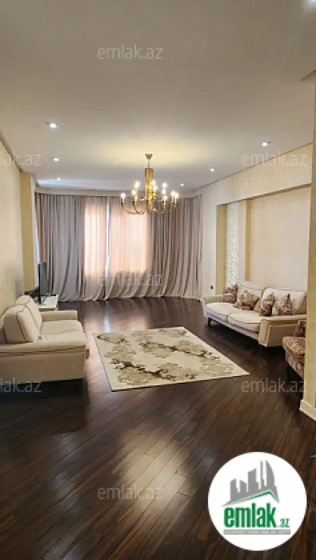 Satılır 4 otaqlı yeni tikili 190 m²