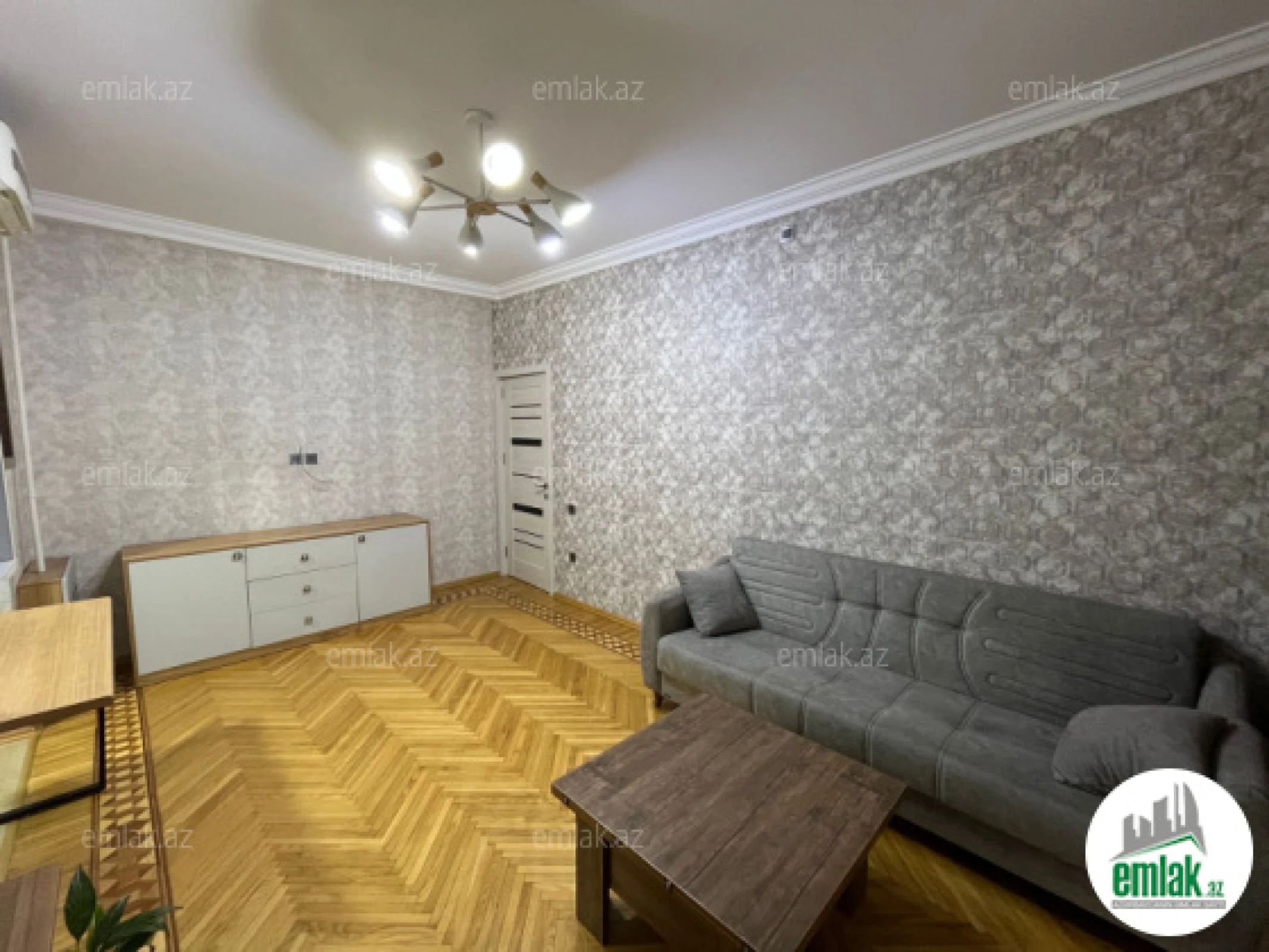 Satılır 3 otaqlı köhnə tikili 60 m²