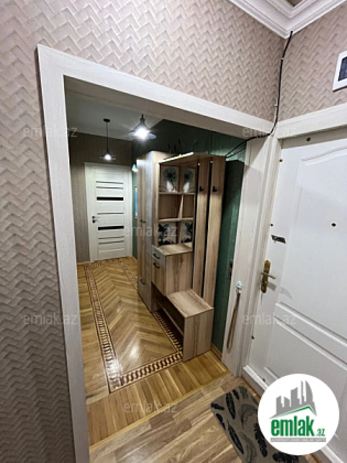 Satılır 3 otaqlı köhnə tikili 60 m²