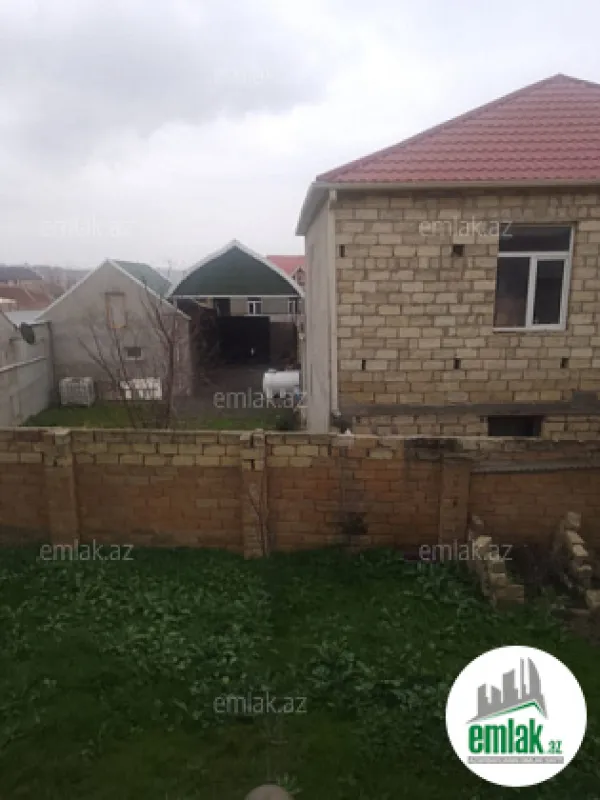Satılır 7 otaqlı həyət evi 350 m²