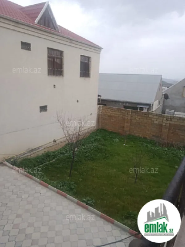 Satılır 7 otaqlı həyət evi 350 m²