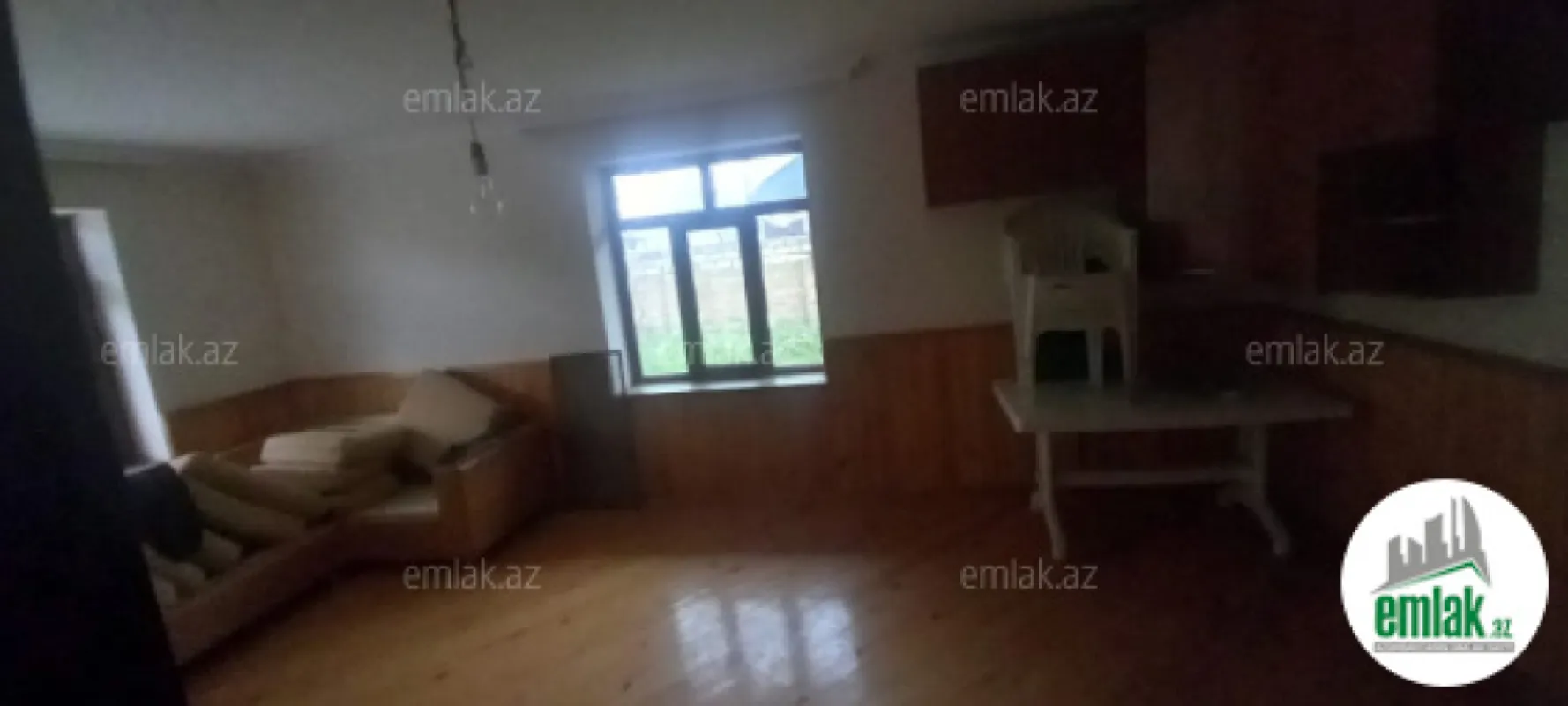 Satılır 7 otaqlı həyət evi 350 m²