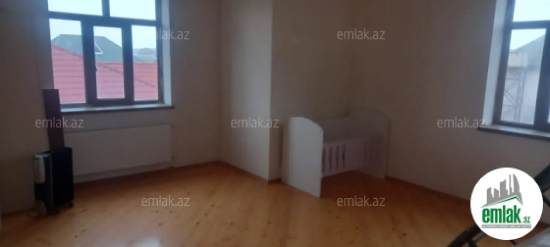 Satılır 7 otaqlı həyət evi 350 m²