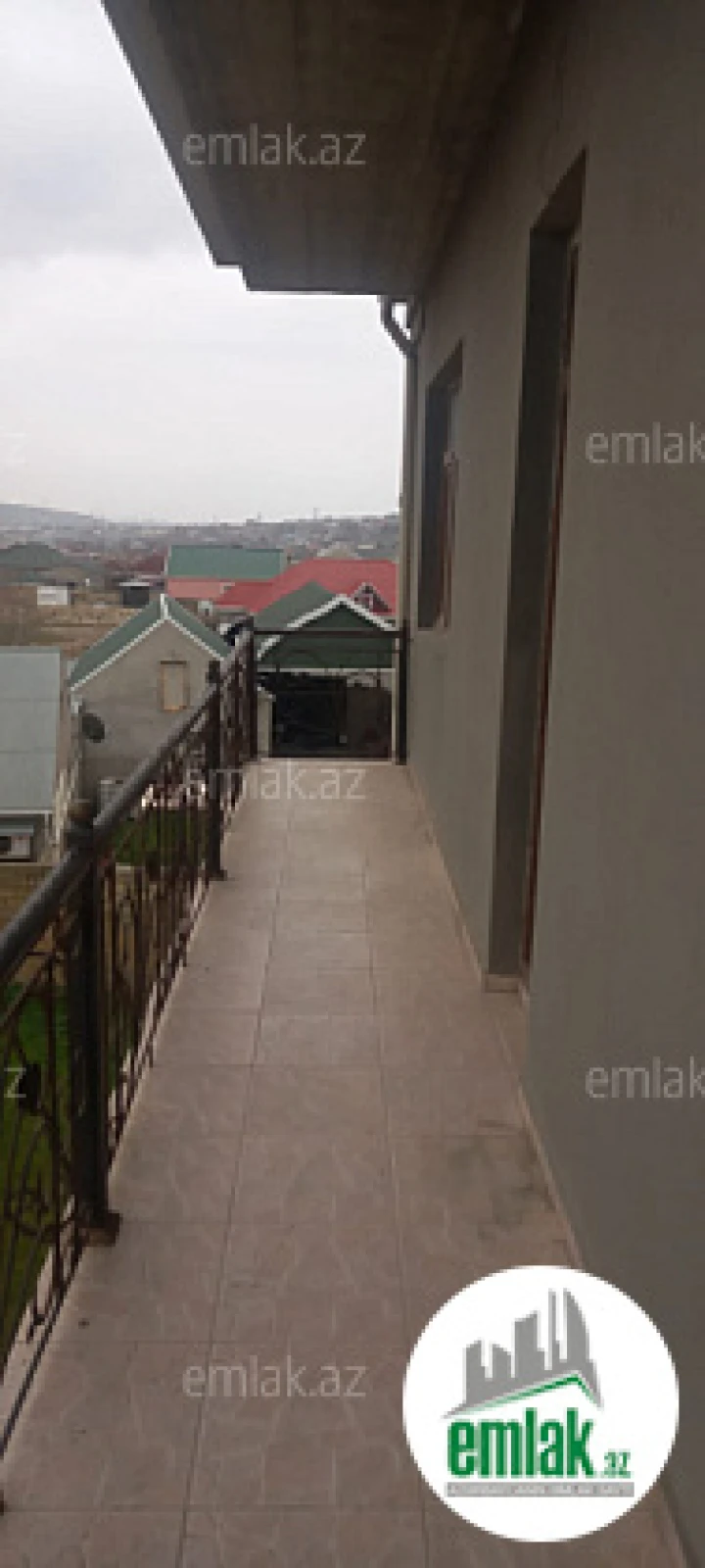 Satılır 7 otaqlı həyət evi 350 m²