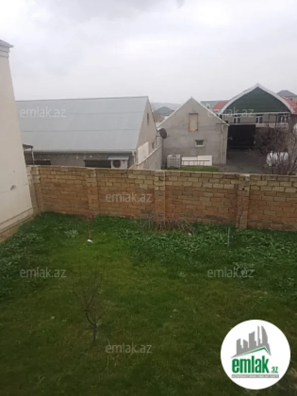 Satılır 7 otaqlı həyət evi 350 m²