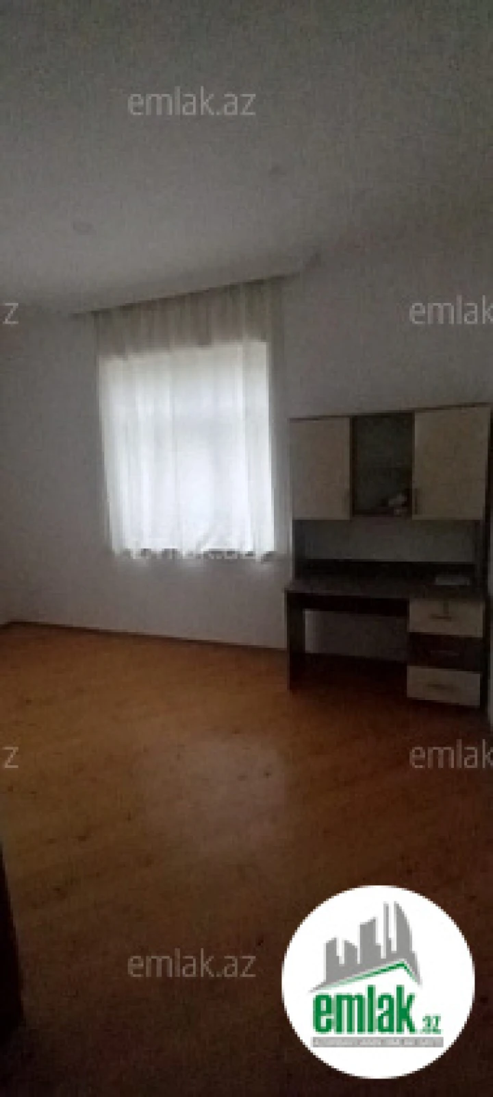 Satılır 7 otaqlı həyət evi 350 m²