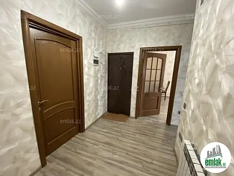 Satılır 2 otaqlı köhnə tikili 70 m²