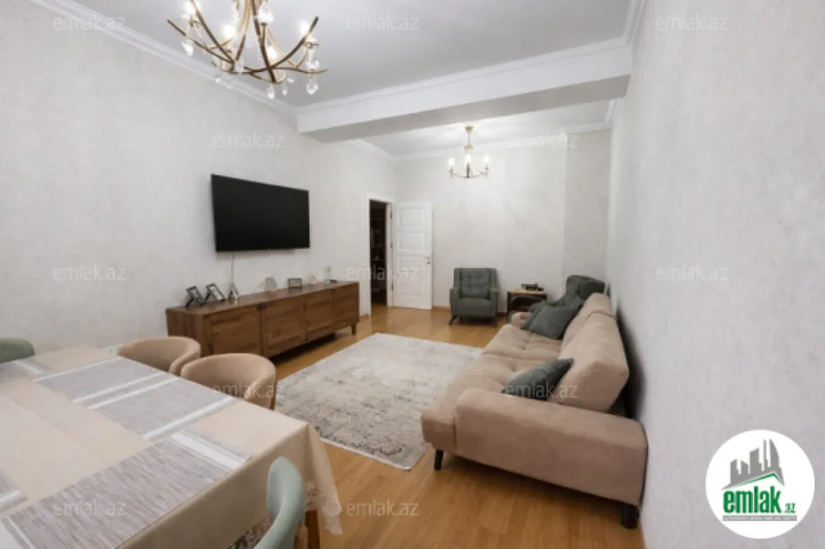 Satılır 3 otaqlı yeni tikili 95 m²