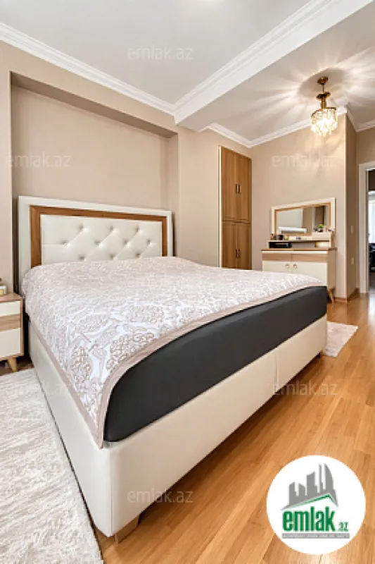 Satılır 3 otaqlı yeni tikili 95 m²