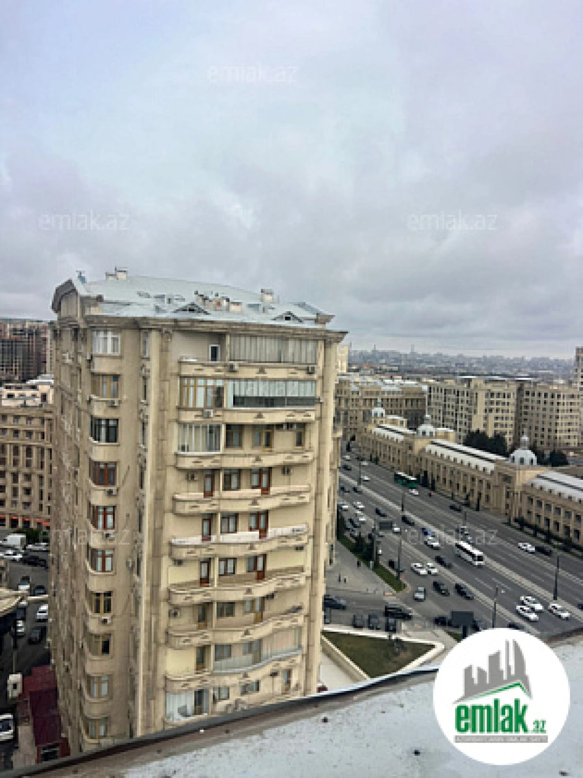 Satılır 3 otaqlı yeni tikili 112 m²