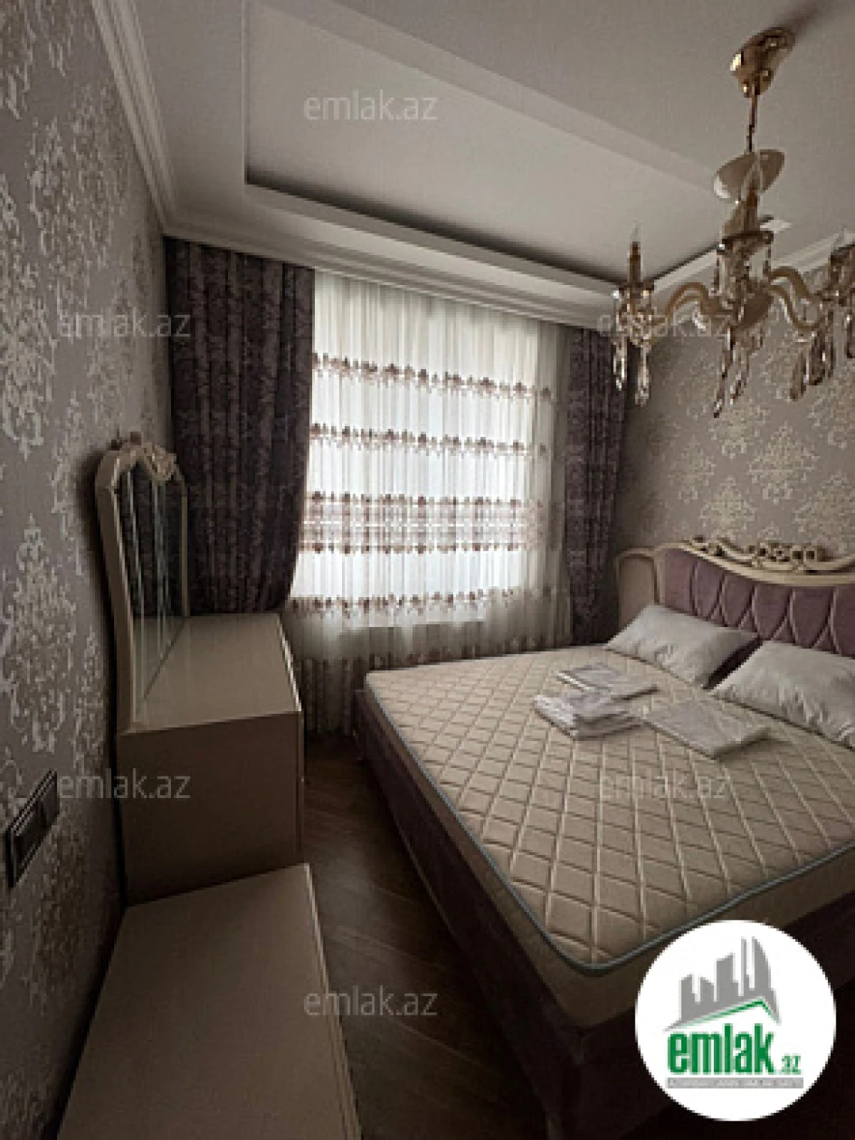 Satılır 2 otaqlı yeni tikili 75 m²