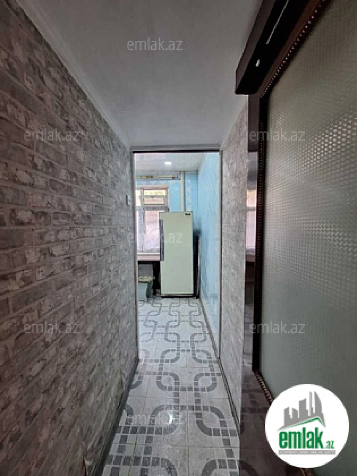 Satılır 2 otaqlı köhnə tikili 55 m²