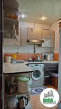 Satılır 3 otaqlı köhnə tikili 80 m²