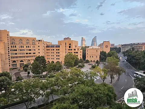 Satılır 3 otaqlı köhnə tikili 110 m² — Bakı, Badamdar 3 otaq 110.00 m²