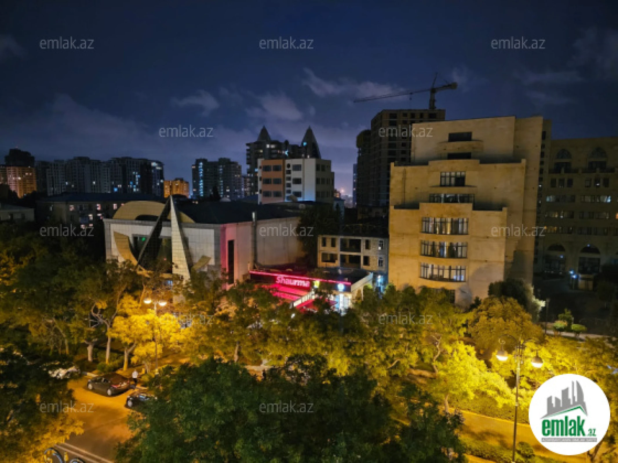 Satılır 3 otaqlı köhnə tikili 110 m²