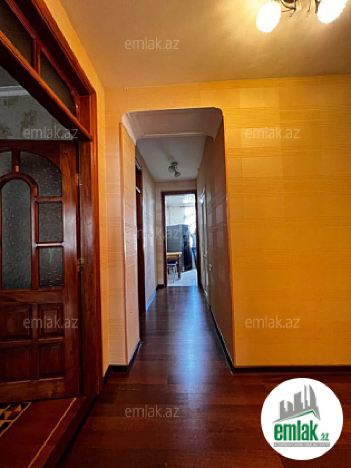 Satılır 3 otaqlı köhnə tikili 110 m²