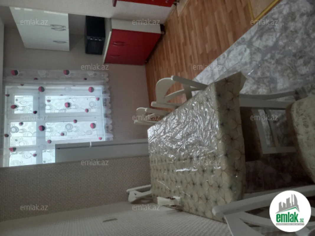Satılır 1 otaqlı köhnə tikili 34 m²
