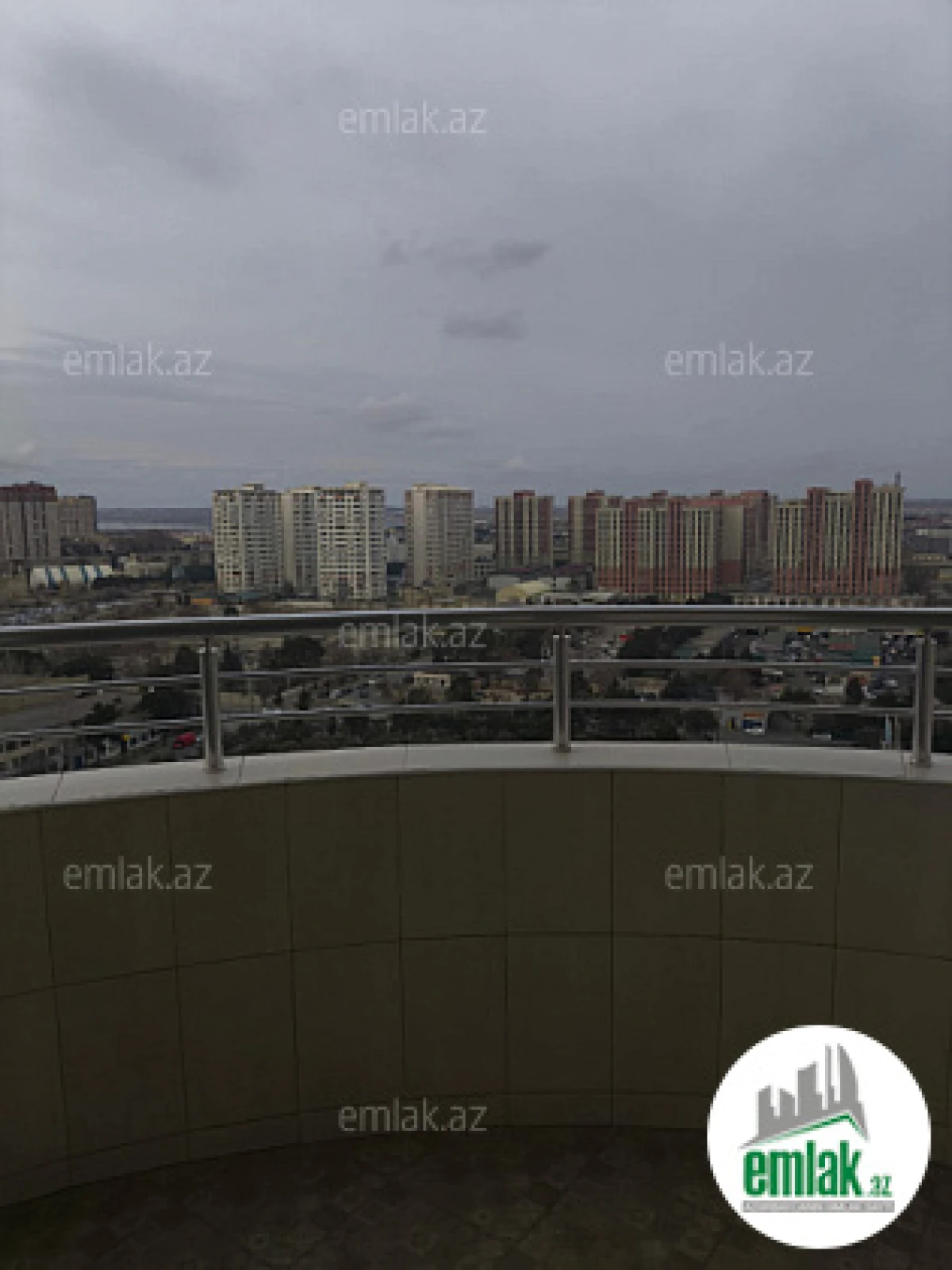 Satılır 3 otaqlı yeni tikili 133 m²
