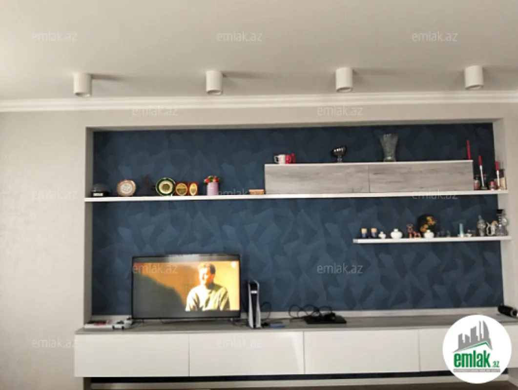 Satılır 3 otaqlı yeni tikili 133 m²